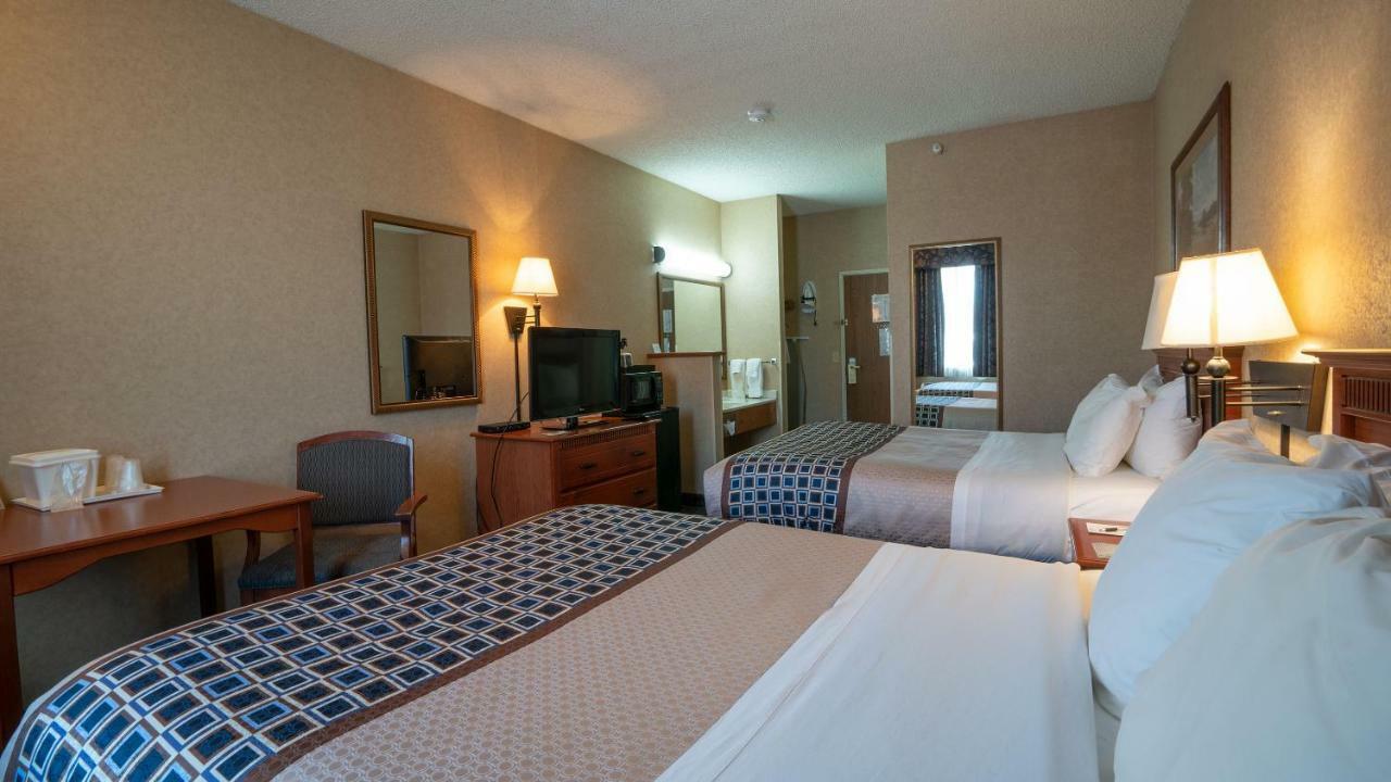 Miles City Hotel Bagian luar foto